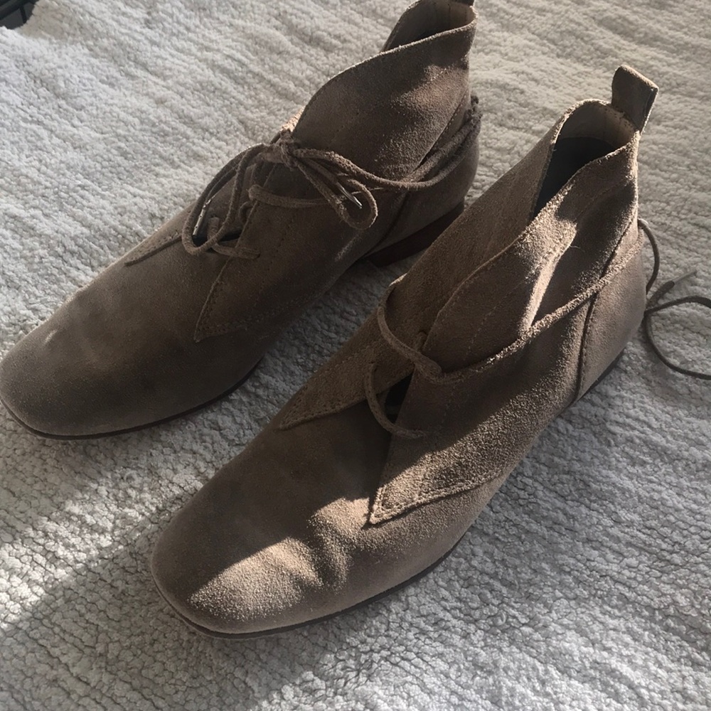 Elizabeth and James leather booties!